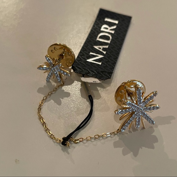 Starburst Lapel Pin - Picture 3 of 3